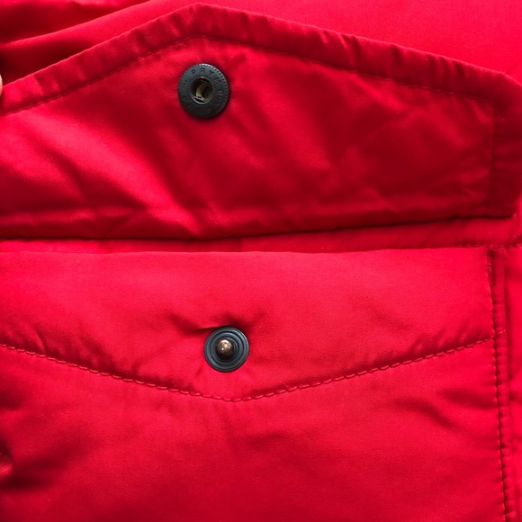 SOLD - GAP Red Warm Fall Winter Puffer Snap Pocket Full Zipper Puffy Vest Size 5 - Picture 4 of 12